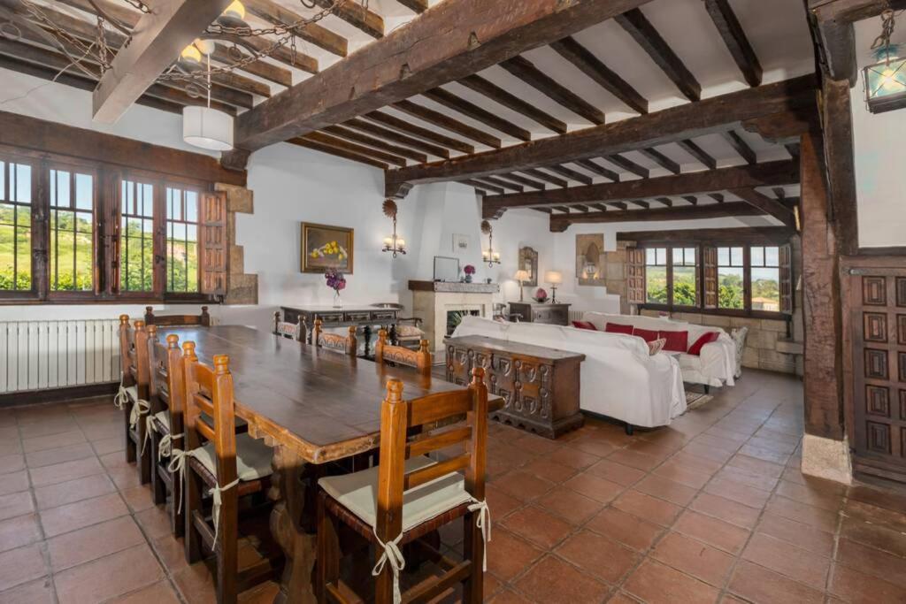 Cantabria Collection - Espectacular Casona Cerca De La Colegiata ซันติยานาเดลมาร์ ภายนอก รูปภาพ